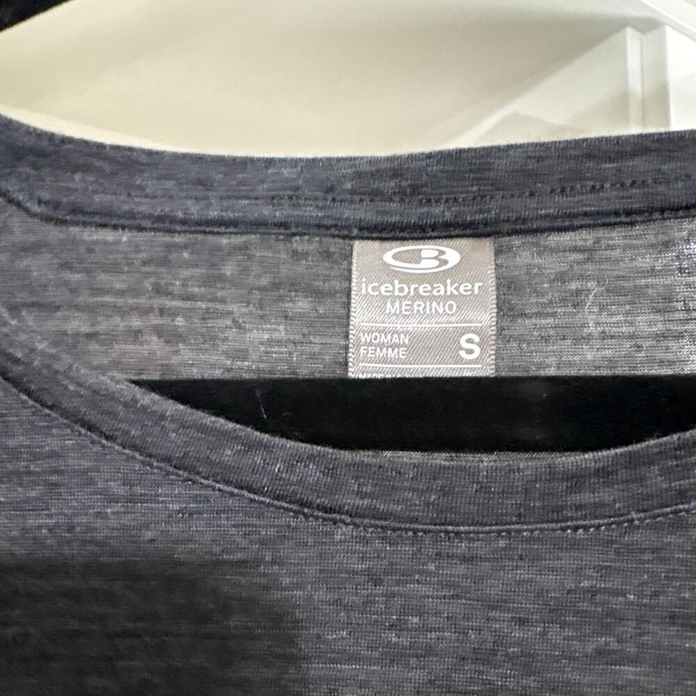 Icebreaker Merino Wool Blend Heather Grey Top size Small - Picture 3 of 5